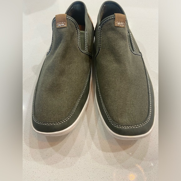 NWOT! Men’s Steve Madden Foleeo Army Green Canvas Loafers. Size 9 - Picture 9 of 10